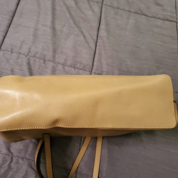 Woman's handbag - Picture 3 of 4